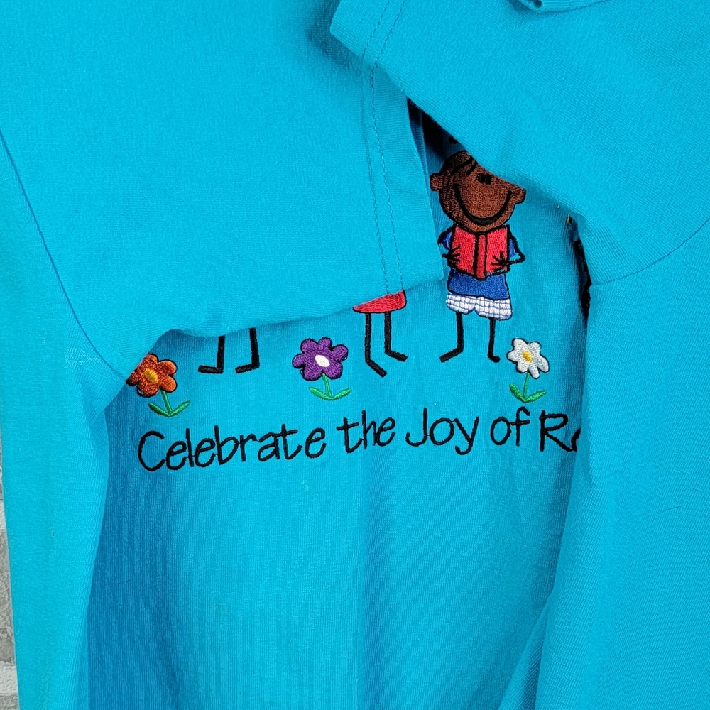 Celebrate the Joy of Reading Vintage Embroidered Children T-Shirt Youth Size M - Picture 7 of 12